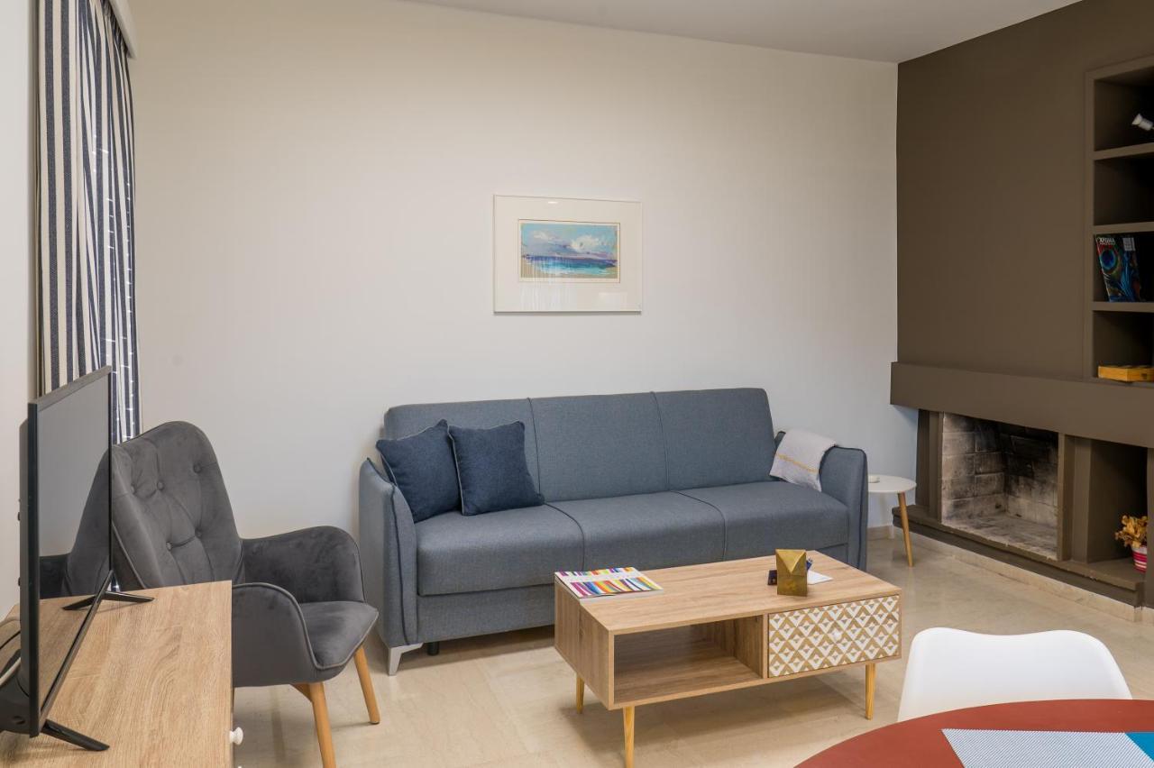 Chroma Lodge Rafina Exteriér fotografie