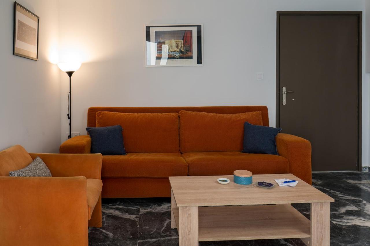 Chroma Lodge Rafina Exteriér fotografie
