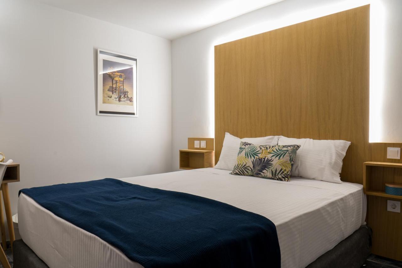Chroma Lodge Rafina Exteriér fotografie