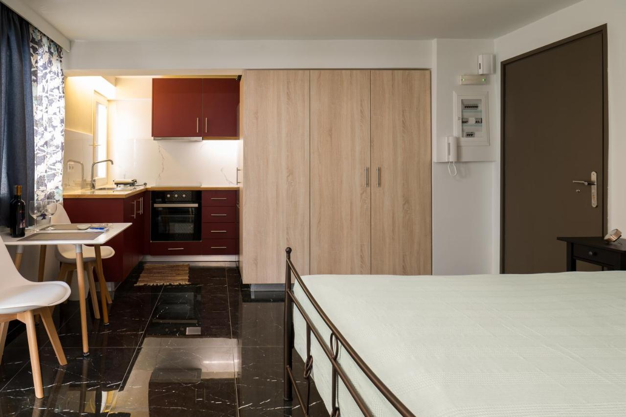 Chroma Lodge Rafina Exteriér fotografie